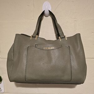 Steve Madden Pebbled Olive Two Handle, Purse Handbag With Two Outside Pockets.